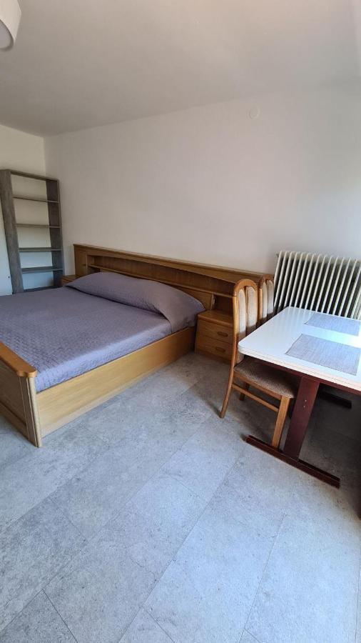 Ferienwohnung Mit Balkon In 크롬펜돌프 외부 사진